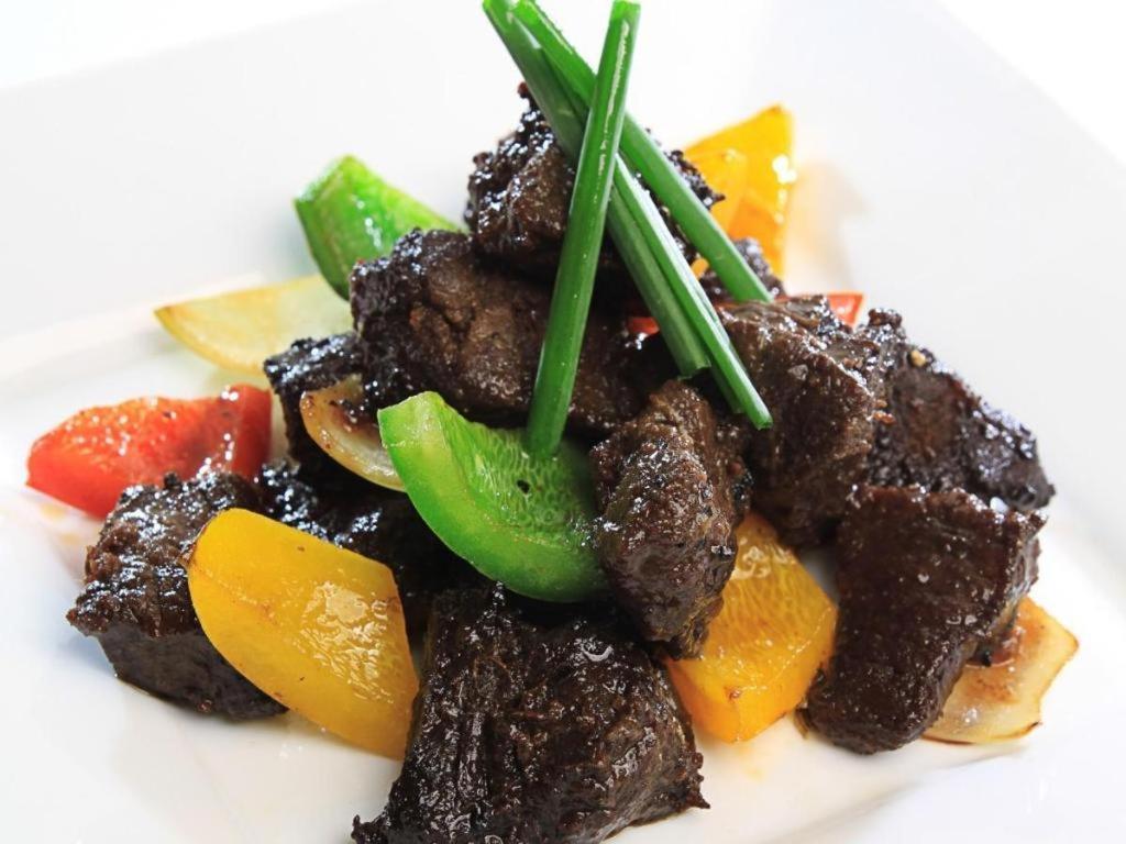 Maesa Hotel Ponorogo Ngoại thất bức ảnh