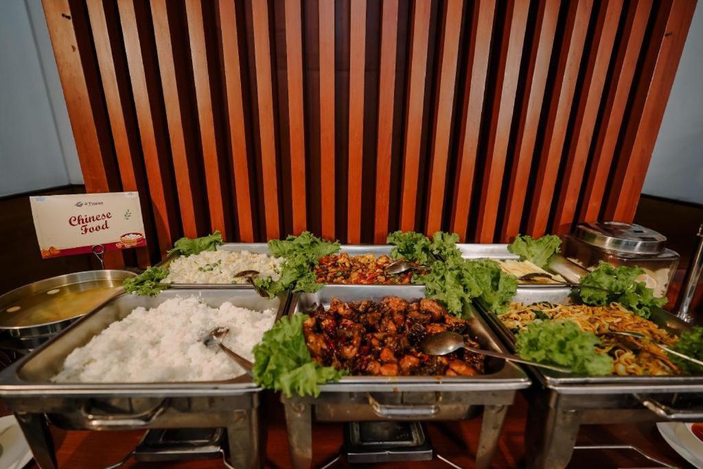 Maesa Hotel Ponorogo Ngoại thất bức ảnh